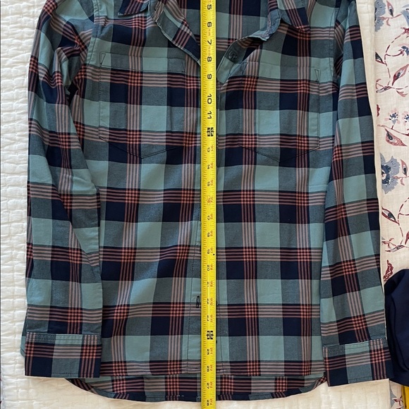Patagonia Plaid Button-Down Shirt - Picture 4 of 5